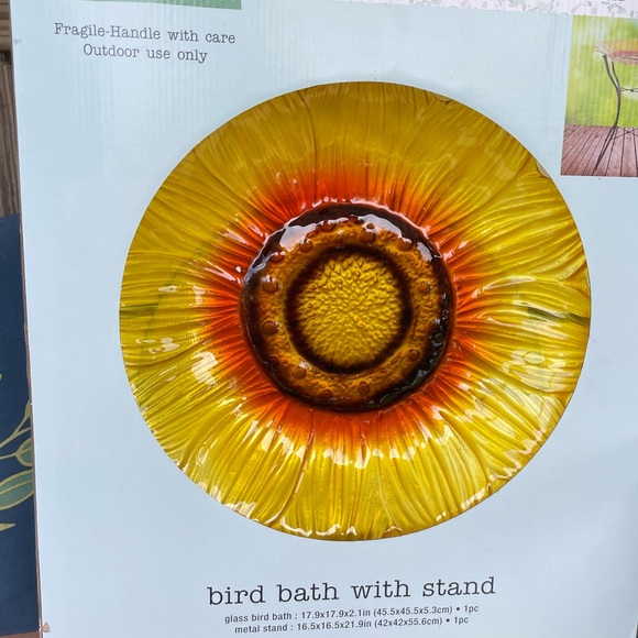 NIB 17” Bird Bath & Stand Large Orange & Yellow Sunflower - Picture 5 of 6